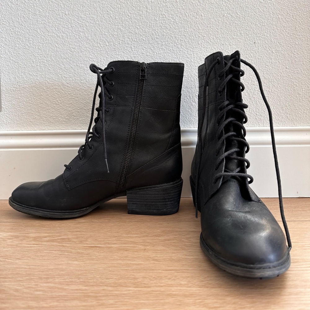 Timberland Women’s Black Boots